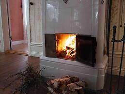 Charming 6 Bedroom House & Horse Farm - Sleeps 12