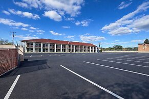 Kings Inn Motel