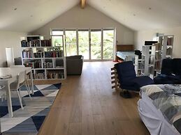 Remarkable Large 1-bed Apartment Nr Penzance