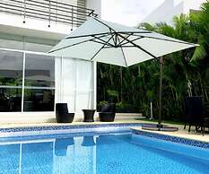 Casa Quinta con Piscina en el Peñón