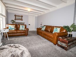 The Old Bark House No 3