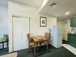 Experience The City Life-Walk Everywhere