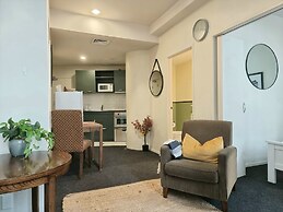 Experience The City Life-Walk Everywhere