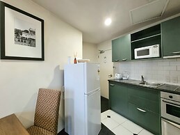 Experience The City Life-Walk Everywhere