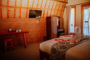 Watu Jineng by WizZeLa