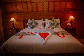 Watu Jineng by WizZeLa