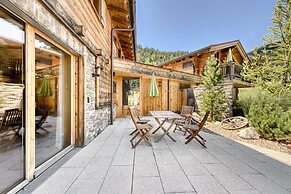 Uralp Royal by A-Appartments