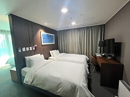 Jinju Raon Stay in Perla