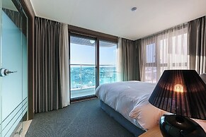 Jinju Raon Stay in Perla