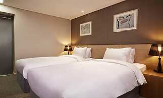 Jinju Raon Stay in Perla