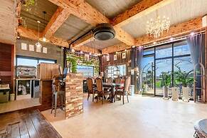 Seogwipo Unyeong Pension