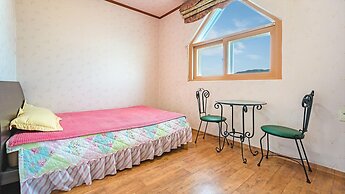 Ganghwa Dondaemoru Pension