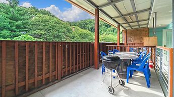 Ganghwa Dondaemoru Pension