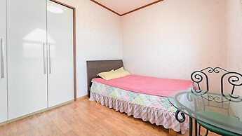 Ganghwa Dondaemoru Pension