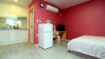 Seogwipo Haevichipoonggyeong Pension