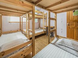 Gangneung Daleulsamkinbada Pension