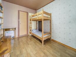 Gangneung Daleulsamkinbada Pension