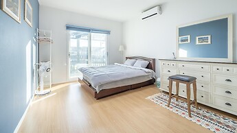 Jeju Jongdalrifeel House