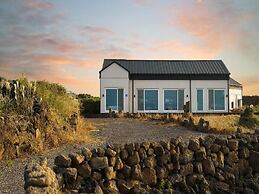 Jeju Sihyeonuipungcha Pension