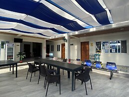 Hip Nautic Beach Resort by Cocotel