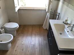 Scimiscià 2-bedroom Apartment with AC