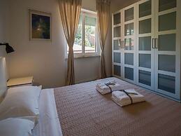 Scimiscià 2-bedroom Apartment with AC