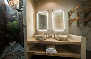 3BRLuxury Villas Merci Resort Seminyak 2