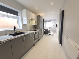 Modern Studio Apartment in Newcastle Upon Tyne