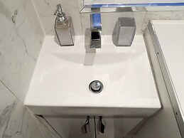 Modern Studio Apartment in Newcastle Upon Tyne