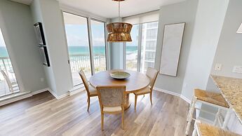 Silver Beach 506 is a gorgeous Gulf Front 4 BR with free beach service