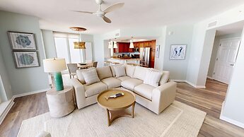 Silver Beach 506 is a gorgeous Gulf Front 4 BR with free beach service