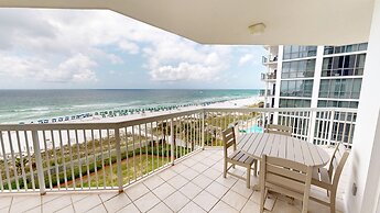 Silver Beach 506 is a gorgeous Gulf Front 4 BR with free beach service