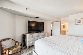 IR 518 is a Stunning 2 BR that has amazing Sunset views - sleeps 10 by