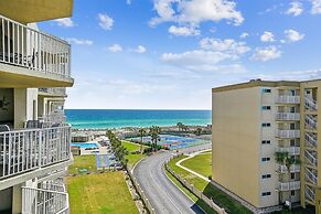 IR 518 is a Stunning 2 BR that has amazing Sunset views - sleeps 10 by