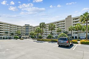 IR 518 is a Stunning 2 BR that has amazing Sunset views - sleeps 10 by