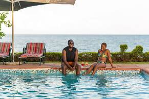 Sunbird Chintheche Inn