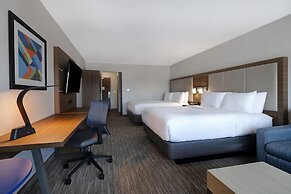 Holiday Inn Express And Suites Detroit Dearborn by IHG
