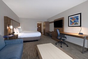 Holiday Inn Express And Suites Detroit Dearborn by IHG