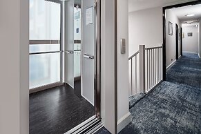 Boutique Hotel First City Den Haag