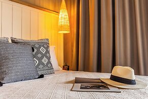 Skiathos Theros Philian Collection