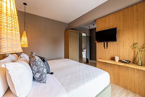 Skiathos Theros Philian Collection