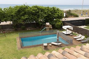 Olala Gava Beach Villa