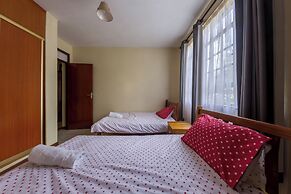 Takdiri Homes Plush 3BR Appartment