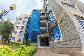Takdiri Homes Plush 3BR Appartment