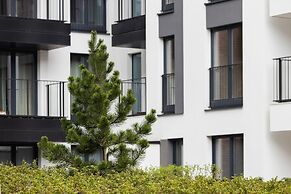 Movie Jacuzzi Apartment by Renters