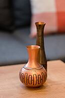 Movie Jacuzzi Apartment by Renters