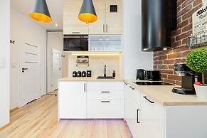 Movie Jacuzzi Apartment by Renters