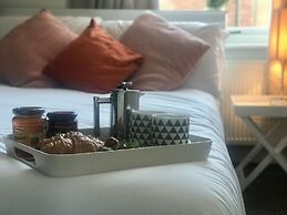 3 Bedroom House Close to M6 & M55