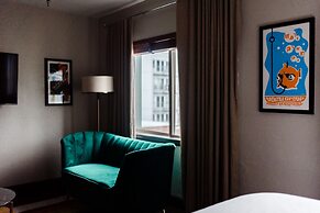 Hotel Crocodile & Crocodile Music Venue