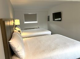 Coast Penticton Hotel